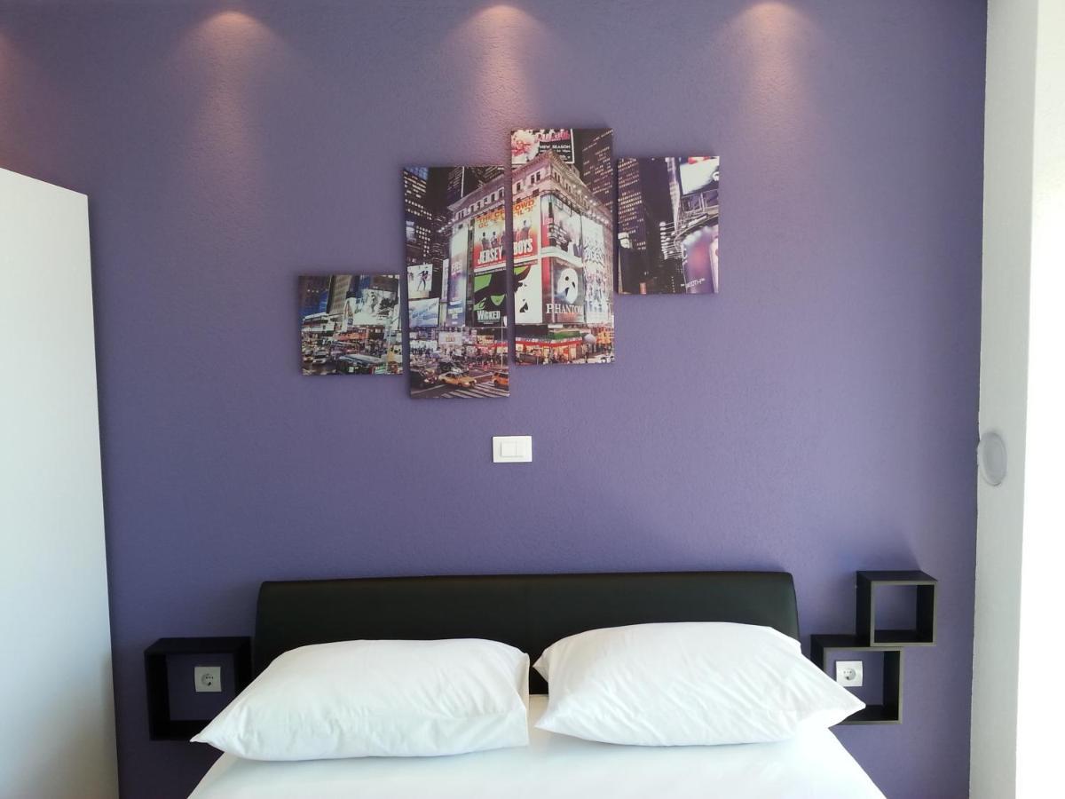 Grey House Apartment Makarska Bagian luar foto