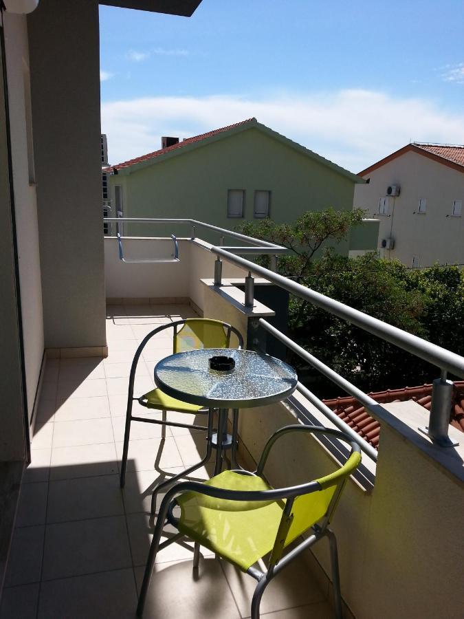Grey House Apartment Makarska Bagian luar foto
