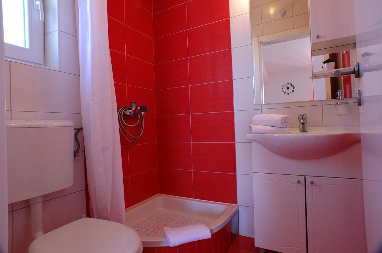 Grey House Apartment Makarska Bagian luar foto