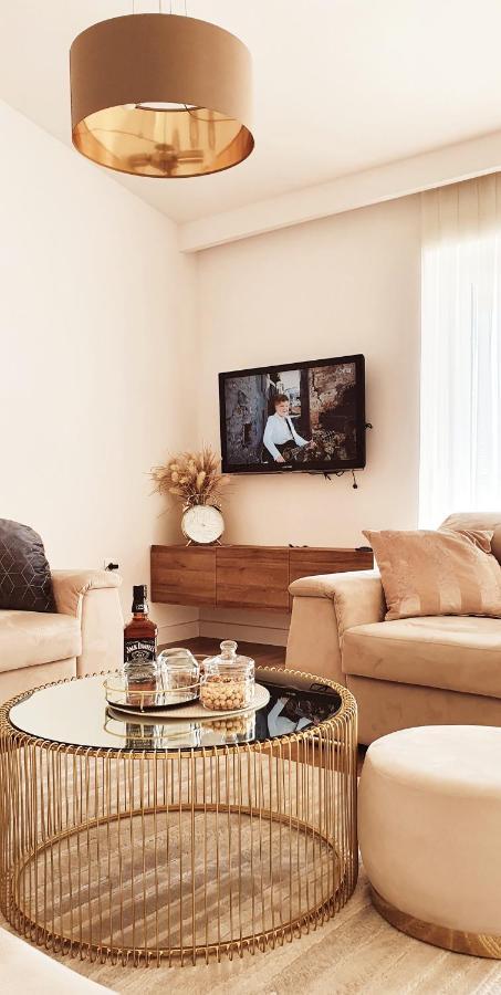 Grey House Apartment Makarska Bagian luar foto