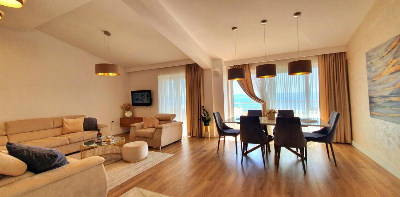 Grey House Apartment Makarska Bagian luar foto