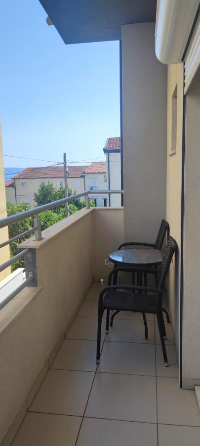 Grey House Apartment Makarska Bagian luar foto